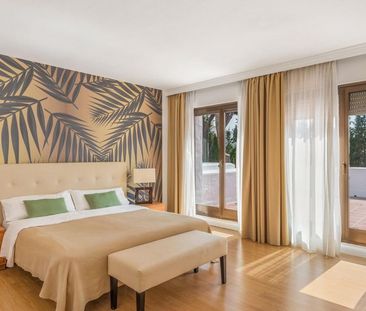 6 bedroom luxury Villa for rent in Puerto Banus, Spain - Photo 4