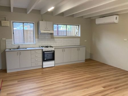 Cosy 1 Bedroom Unit - Photo 4