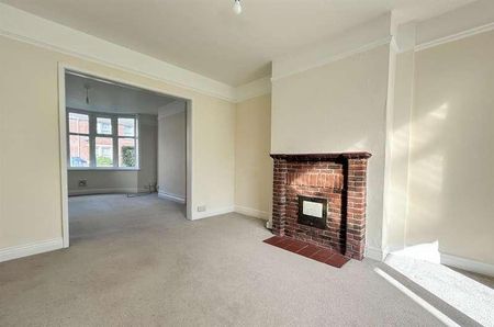 Heath Road, Salisbury, SP2 - Photo 2