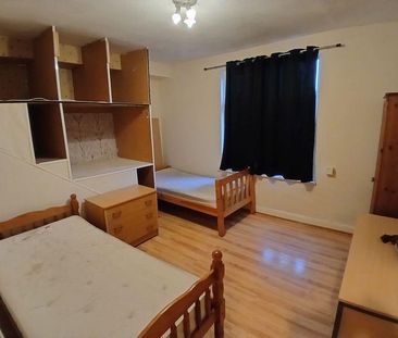 2 bedroom duplex to rent - Photo 3