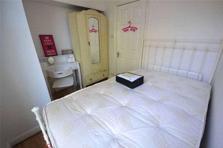 23 Clifton Avenue, Fallowfield, Manchester, Manchester, M14 6UD - Photo 5