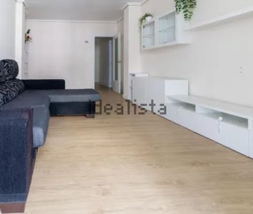 Alquiler de piso en Centro - Photo 1