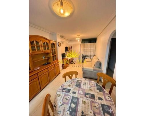 Alquiler de piso en Zona Pueblo - Photo 1