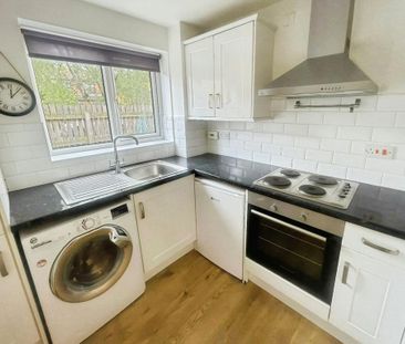 1 bedroom semi-detached house to rent - Photo 3