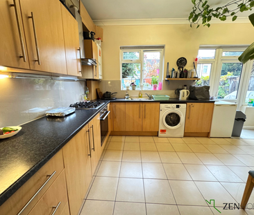 6 bedroom terraced house to rent - Photo 1