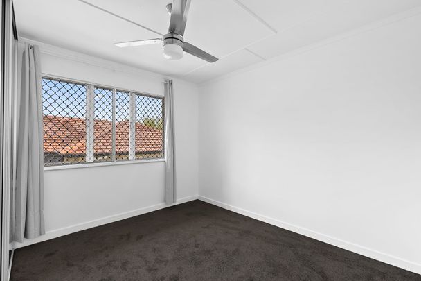 30 Mayflower Street, Geebung. - Photo 1