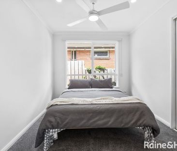 Renovated Beautiful Home! - Photo 4