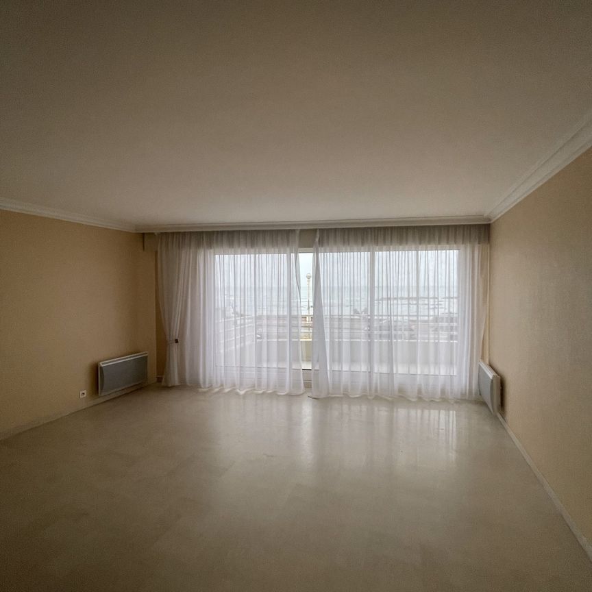 Location Appartement 3 pièces 68m² LES SABLES D OLONNE 85100 - Photo 1