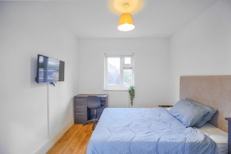 Woolridge Way – Room 3 - Photo 4