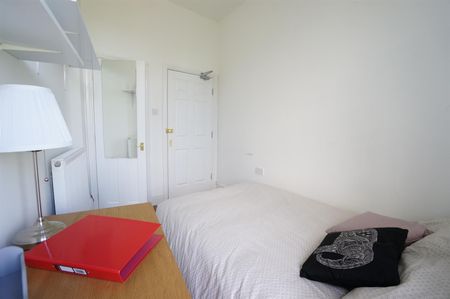Flat 2, 9 Menai View Terrace - Photo 4