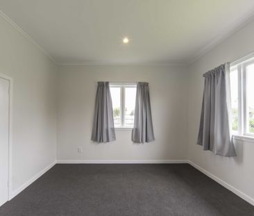 Spacious 4-Bedroom Standalone Home - Prime Te Rapa Location - Photo 6