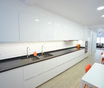 Carrer de Bonsoms, Barcelona, Catalonia 08028 - Photo 1