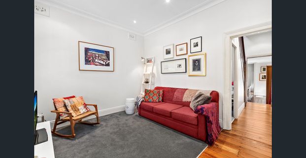 Character-filled Terrace with Private Courtyard Garden - Photo 1