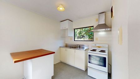 Charming 2-Bedroom Home for Rent in Newtown, Wellington - Photo 3