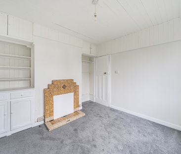 3 bedroom end of terrace house to rent - Photo 6