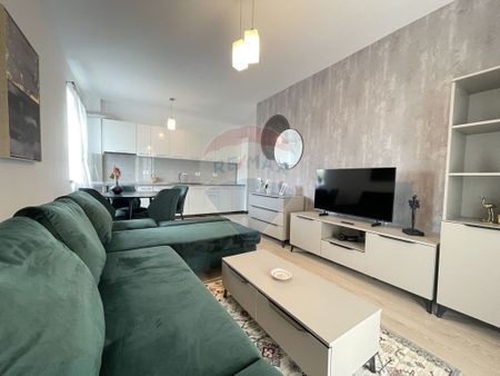 Apartament ultrafinisat cu 3 camere de închiriat în zon... - Photo 4