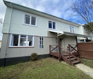 3 Bedroom property available now - Photo 5
