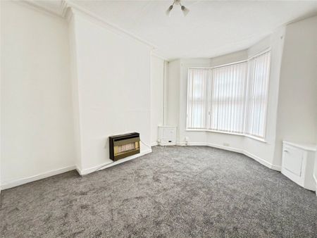 Bedford Road, Bootle, Merseyside, L20 - Photo 2