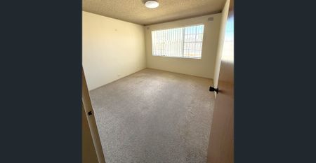 Huge Two Bedroom Unit - Photo 5