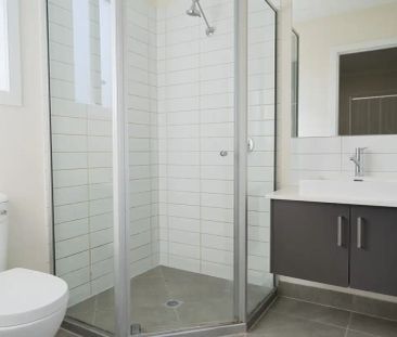 “Spacious Family Home in Prime Tarneit” - Photo 6