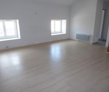 Location Appartement 3 pièces 74m² AUBENAS 07200 - Photo 1