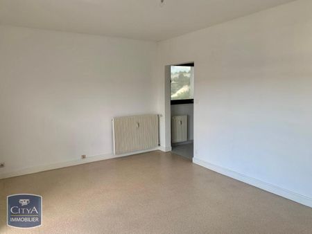 Location Appartement 1 pièce 29m² NIORT 79000 - Photo 2