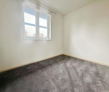 3 bedroom semi-detached house to rent - Photo 6