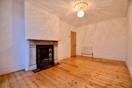 1 bedroom ground floor flat to rent - Photo 2