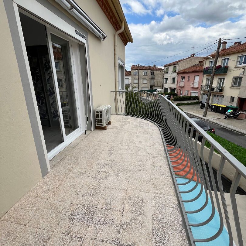 Location Maison 6 pièces 118m² - Photo 1