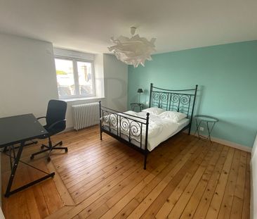 Location Maison 7 pièces 213m² - Photo 4