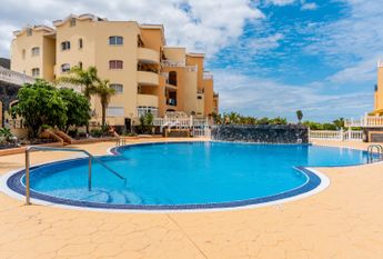 Apartamento · Alquiler a largo plazo ·