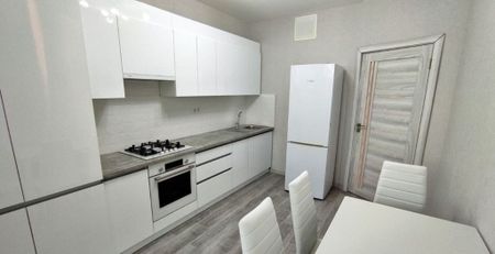 Spre inchiriere garsoniera in zona Universitate - Photo 3