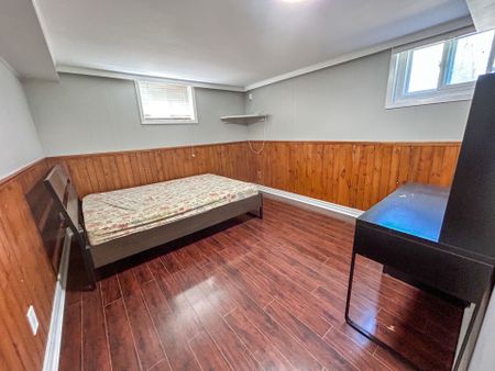 For Lease - 133 Earlton Road Unit# Bsmt, Toronto, Ontario - Photo 3