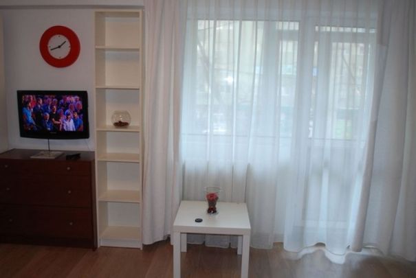 Inchiriez garsoniera cu balcon 32mp, Bucuresti, Titulescu, 280euro - Photo 1