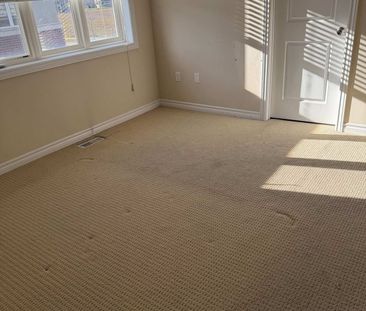 For Lease - 74 Lloyd Crescent, Brampton, Ontario - Photo 2