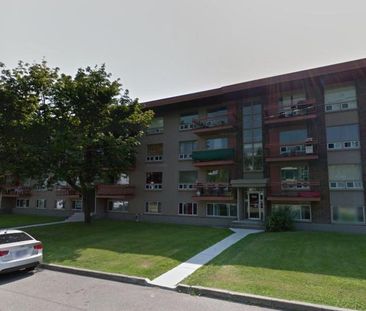 Appartement 5 1/2 demi sous-sol très bien situé à Ste-Foy disponibl... - Photo 3