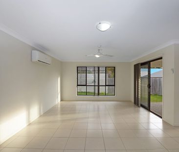 Spacious Family Home in Sought-After Augustine Heights! - Photo 1