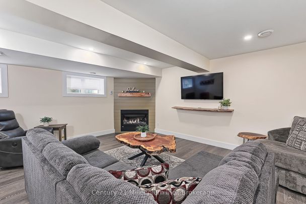 For Lease - 238 Courtland Street, Blue Mountains, Ontario - Photo 1