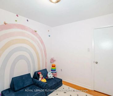 18 PROUSE DRIVE - Photo 4