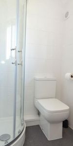 1 bedroom house of multiple occupation to rent - Photo 3