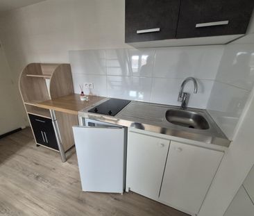 Location Appartement 1 pièce 17m² LILLE 59000 - Photo 1