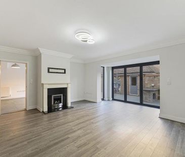 5 bedroom detached house to rent - Photo 2