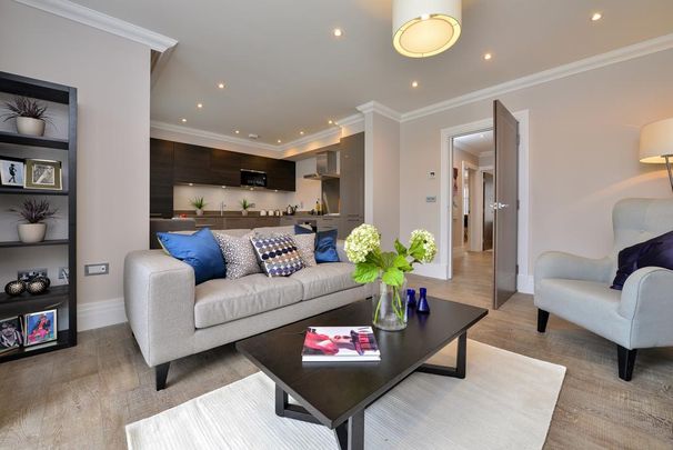 2 bedroom flat to rent - Photo 1