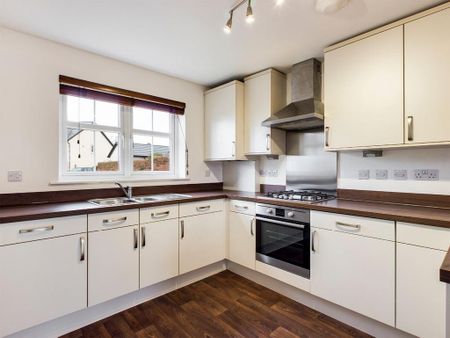 3 bedroom detached house to rent - Photo 5