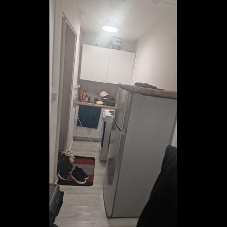 Studio Flat, The Broadway, N14 - Photo 3