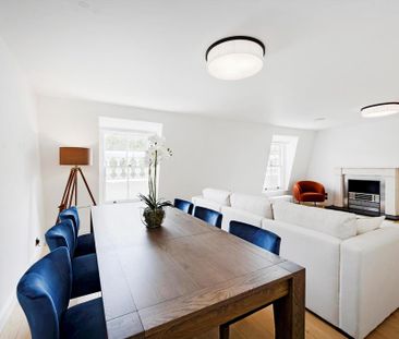 3 bedroom flat to rent - Photo 1