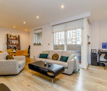 2 Bed Flat, Coombe House, E3 - Photo 4