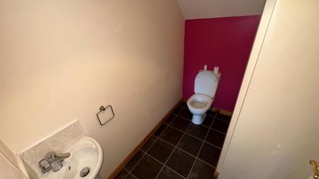 8 Barban Hill Terrace, Dromore, BT25 1TN - Photo 5