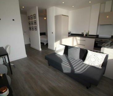 1 bedroom flat to rent - Photo 2