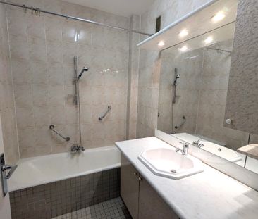 Location Appartement 2 pièces 47m² VICHY 03200 - Photo 5